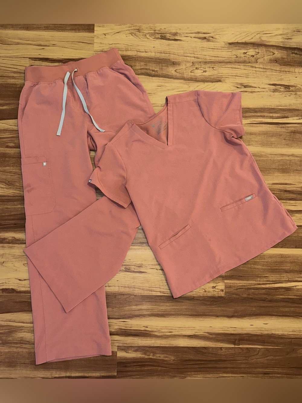 Figs Scrub Set in Dusty Rose